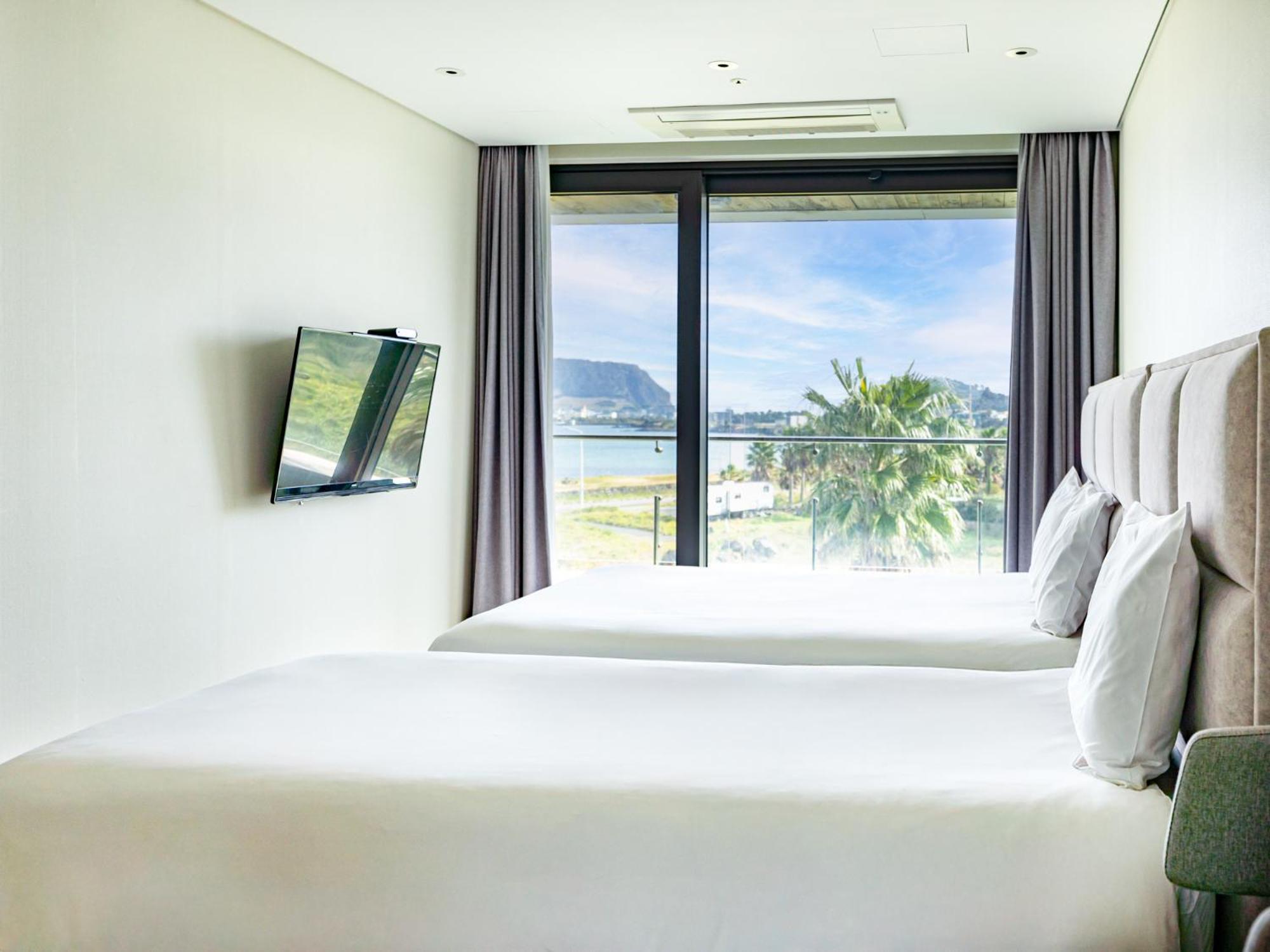Jeju Attirance Hotel & Poolvilla Seogwipo Esterno foto