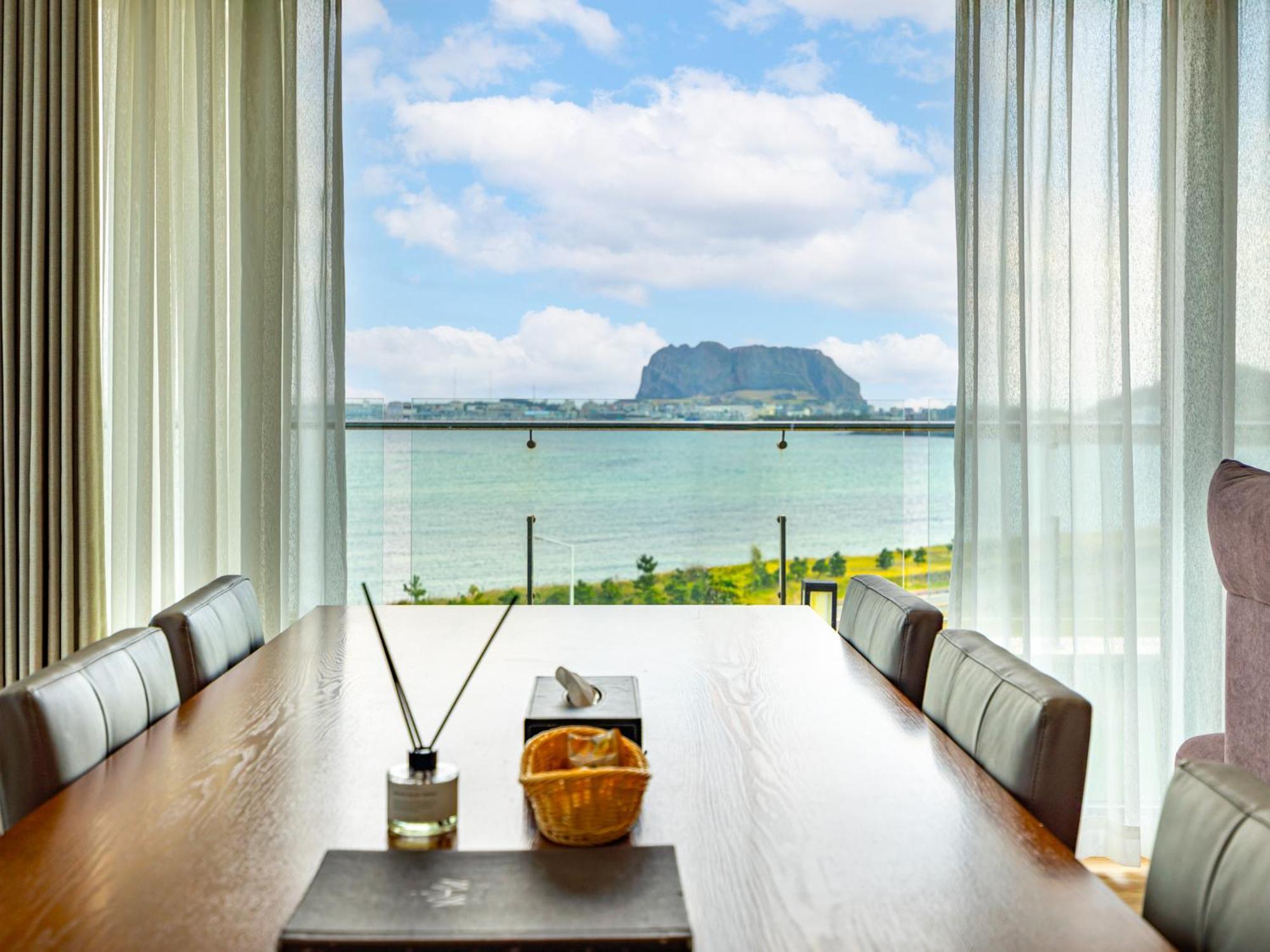 Jeju Attirance Hotel & Poolvilla Seogwipo Esterno foto