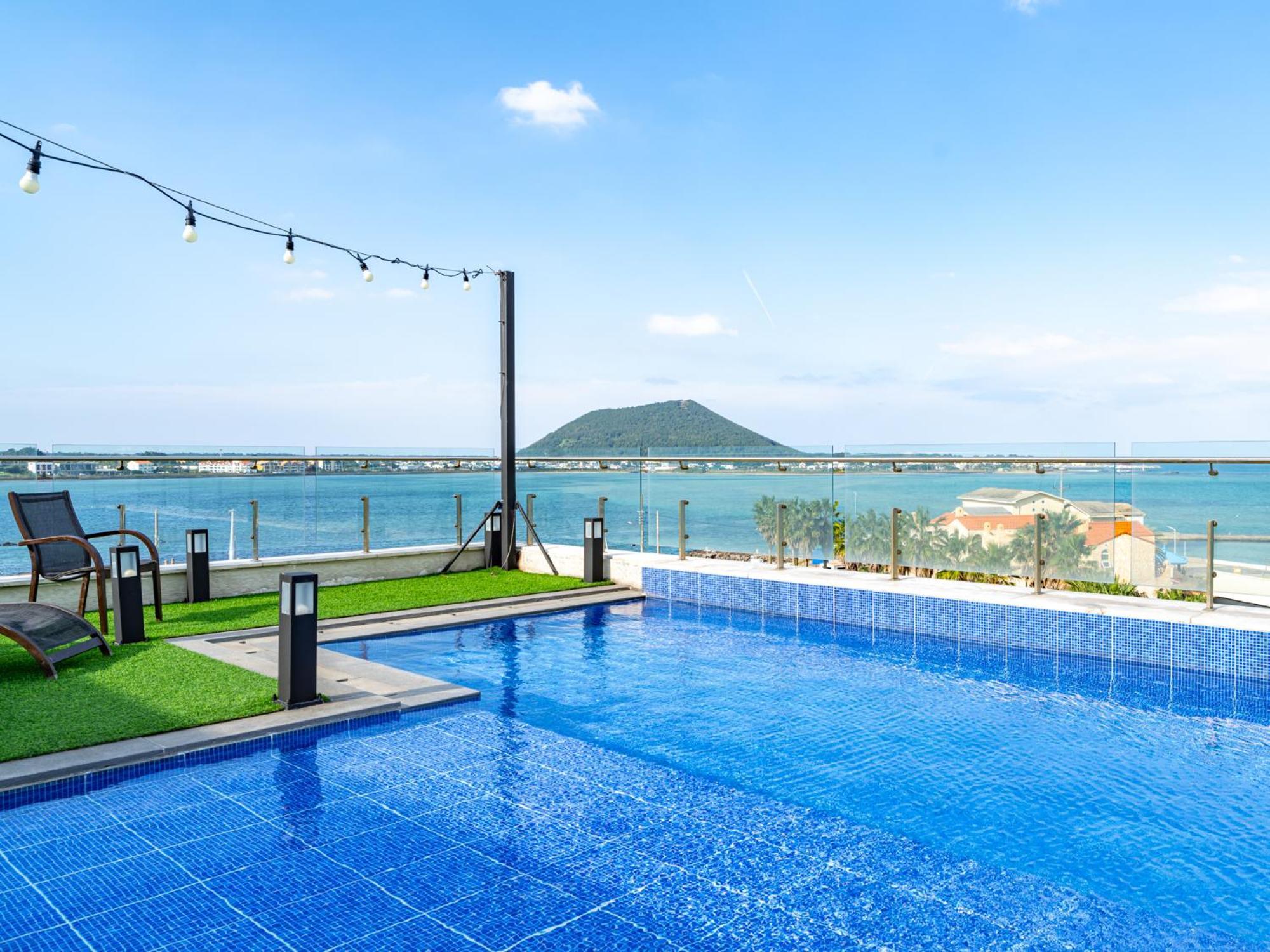 Jeju Attirance Hotel & Poolvilla Seogwipo Esterno foto