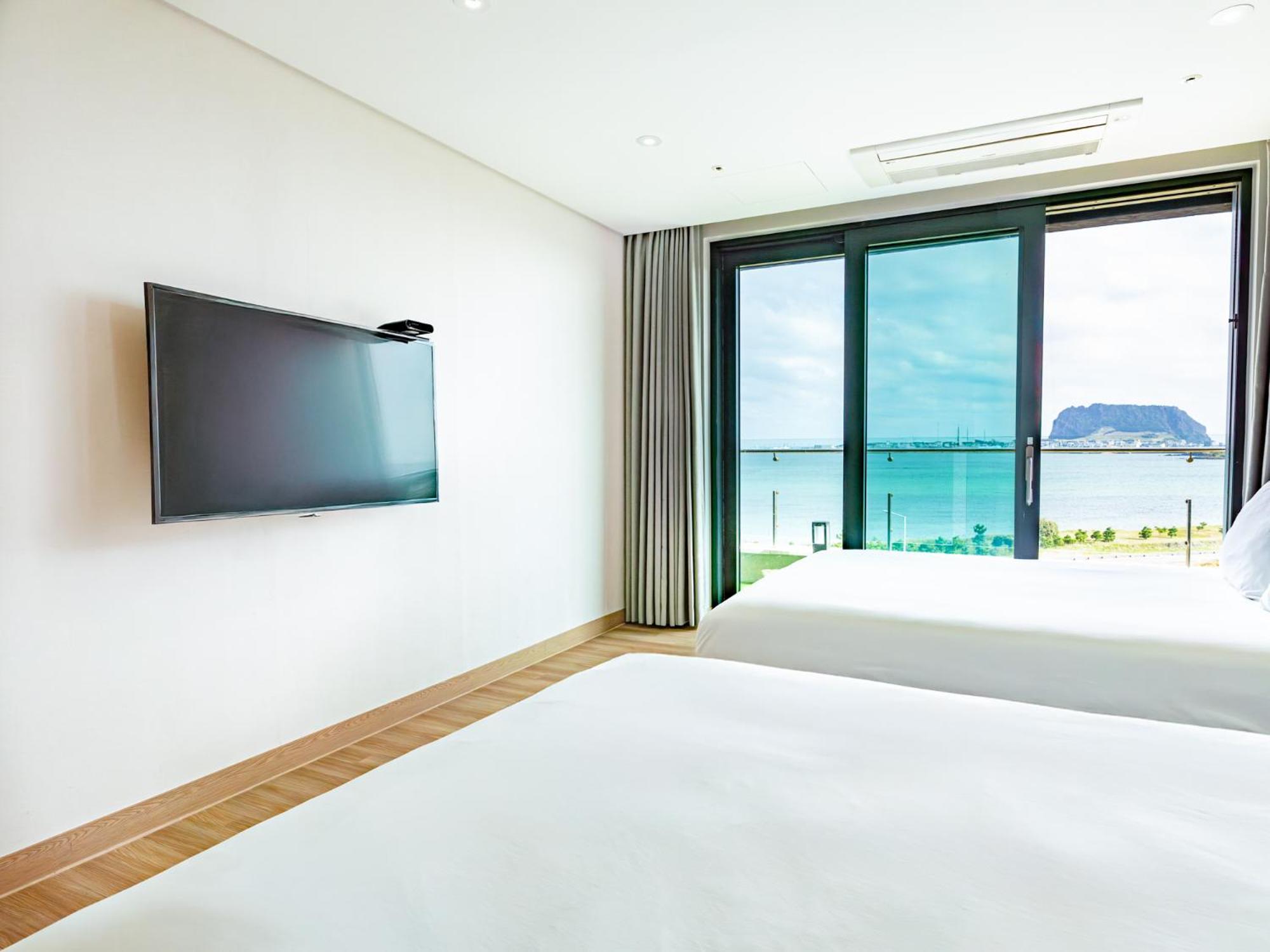Jeju Attirance Hotel & Poolvilla Seogwipo Esterno foto
